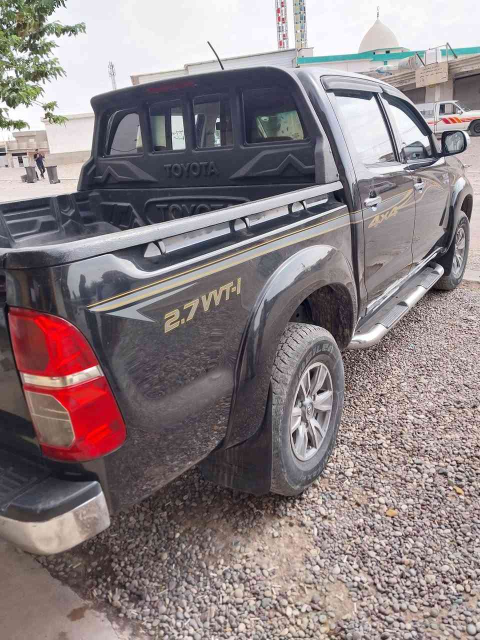 هايلوكس • ٢٠١٣ • اربيل خبات