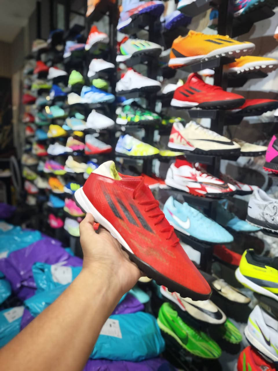 🔥 وصل الجديد إلى محلات الجوكر! 🔥
أحذية محبة بالة أمريكي، أصلي 100% 🇺🇸👟
✨ أحدث الإصدارات
📏 القياس: 42
💯 جودة وأصالة مضمونة
إذا تدور على الموديل المميز والجودة العالية، الجوكر وجهتك 😎🔥
📍 زورونا في محلات الجوكر – بغداد / الحرية الأولى – باتا
📲 للطلب والاستفسار عبر الواتساب: ***********
#محلات_الجوكر #أحذية_أمريكية #
