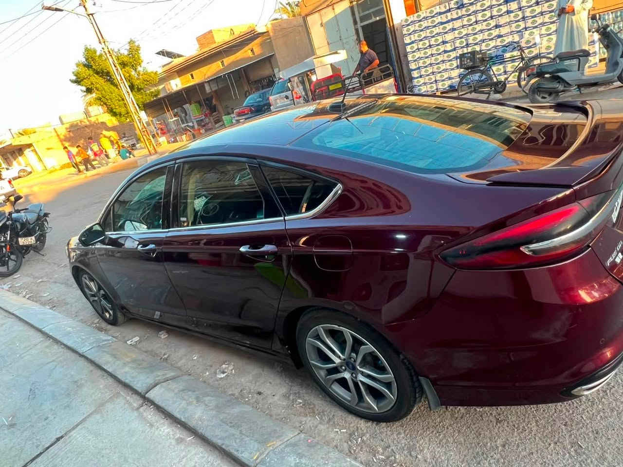 فورد فيوجن ٢٠١٧ للبيع او المرواس 

وارد امريكي حادثها مرفق بالصور بدون دواخل
بدون ايرباكات
محرك ٢٠٠٠ تيربو
تبريد ثلج 
فتحة سقف
تحكمات ستيرن جهتين 
شفتات سرعة 
كير ماوس 
سايد بريك كهربائي 
السيارة بيها خمس قطع صبغ 
مكينه بداية تبخير بس خير من الله 
داخل جلد اسود نظيف جداً 
السعر ٩٠ وقابل للتفاوض اما بالنسبة للمراوس عادي انطي فرق 
للاستفسار تواصل خاص ويايه 
او اتصل على رقم الهاتف ***********
