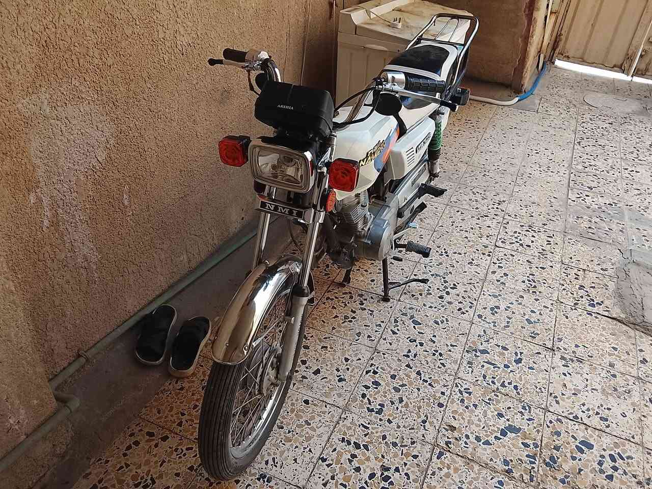 دراجه اربعه كير ايرانيه للبيع
تخم تواير جدد اشاير كهربائية كلها شغاله دراجه مابيها نقص 
سعر 350 الف دينار  مكاني نجف المكرمه وهذا رقمي يريد يشتري يتصل ***********
