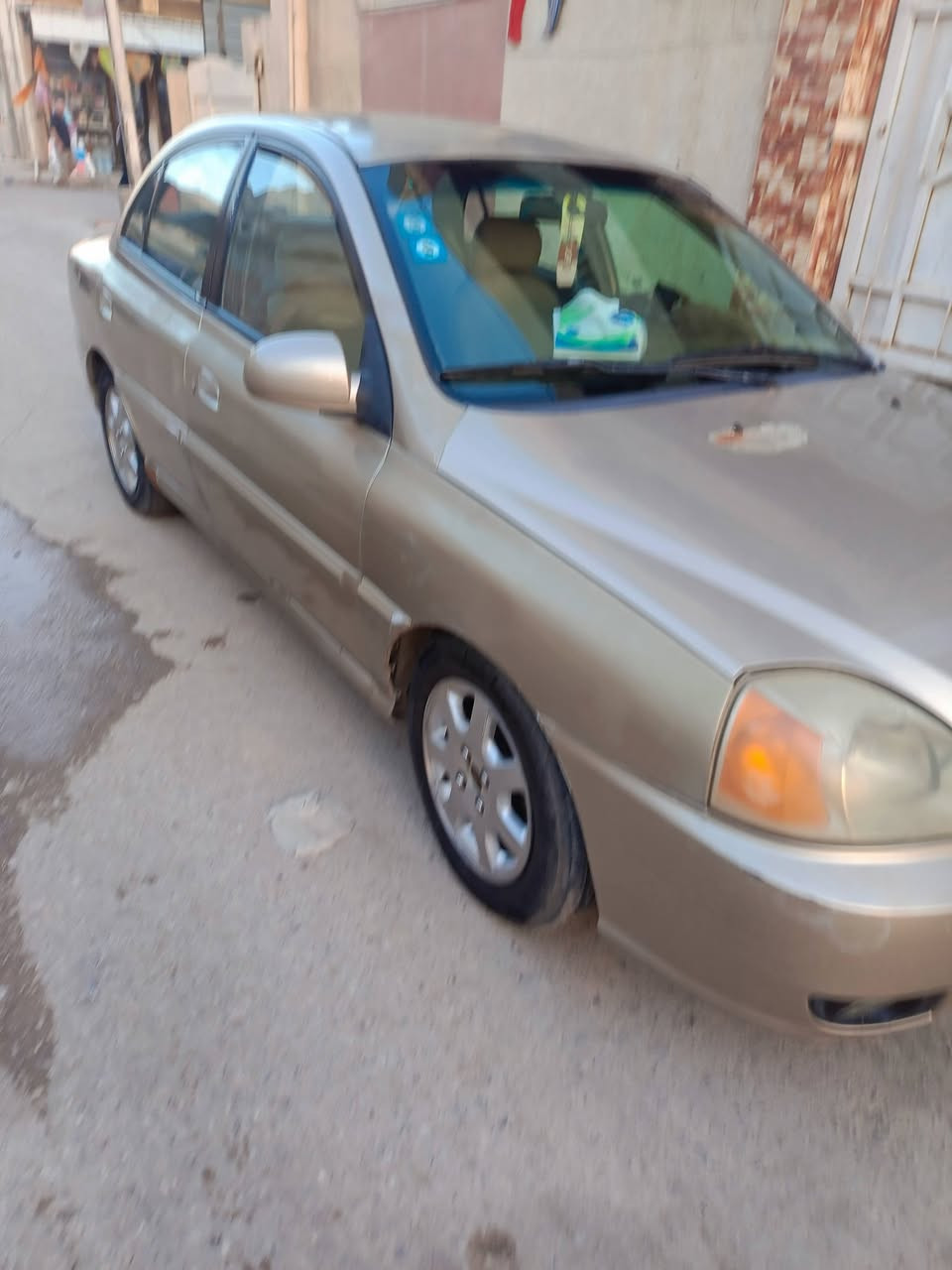 سياره كية ريو 2003 اتو رقم دولي بسمي ثاني يوم تحويل سياره مال جناي صبغها بلادي العنوان ديالى بعقوبة حي المعلمين سعرها 43 وبيها مجال اتصل عل رقم***********

