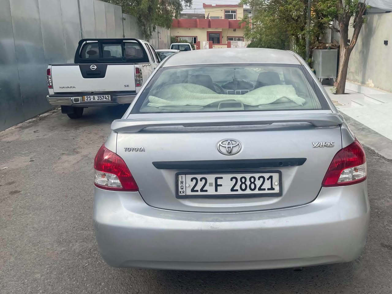 یارس مۆدێل 2010 ئۆتۆماتیک 
کۆبۆنی بەنزینی هەیە 
سەنەویی تازەیە 
ڕەقەم سلێمانیە
بەشەرتی تەحویل
دوپارچە سبوغی هەیە
بۆنیت و سەقفی کاڵبوونەوەیی هەیە 
نرخی 80 و مەجال
ڕەقەم تەلەفۆن :***********

——————-————————————————-
يارس موديل ٢٠١٠ اوتوماتيك 
رقم سليمانية
سنوية جديد بشرط تحويل
كوبون بنزين 
قطعتين صبغ 
بونيت و سقف بيها جراد 
سعر ٨٠ و بیهە مجال
رقم تلفون :*********** شمشمل, السليمانية
