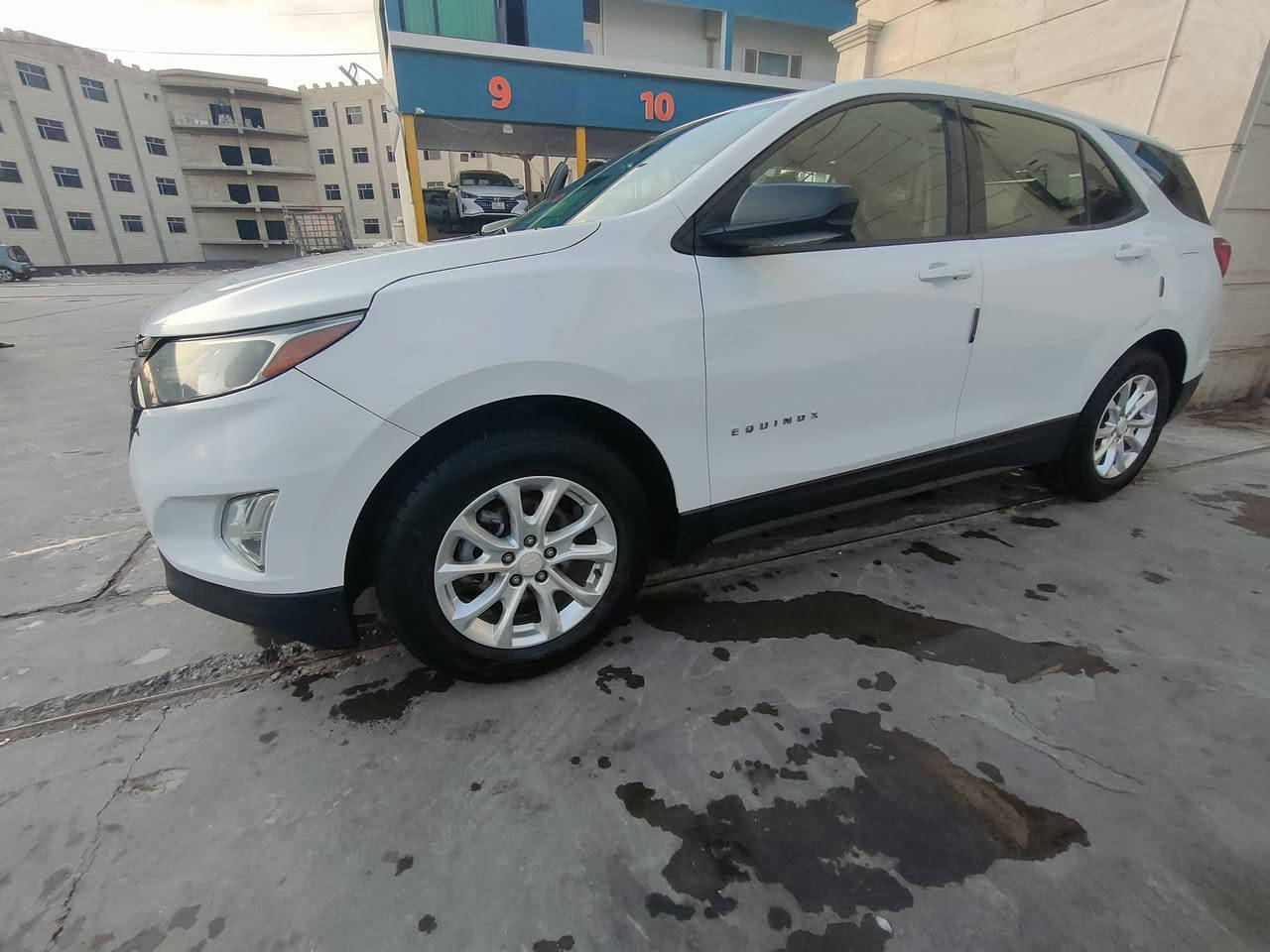 🚘 للبيع – شيفروليت إكوينكس LT موديل 2019
🔹 الموديل: 2019

🔹 المحرك: 1.5 لتر تيربو (1500T)

🔹 الاستيراد: وارد أمريكي

🔹 رقم السيارة: بغداد

🔹 مكان السيارة: واسط ـ مركز الكوت 

🔹 عداد المسافه 164000 

✨ المواصفات

✅ بصمة للأبواب الأربعة

✅ تشغيل عن بُعد (Remote Start)

✅ مثبت سرعة

✅ رادار أمامي

✅ مانع انزلاق

✅ نظام تعليق ذاتي

✅ مصابيح أمامية LED

✅ حساسات ضغط الإطارات (TPMS)

✅ كاميرا خلفيه دواره مع المقود 

📌 حالة السيارة

✔️ الحادث في امريكا قطعة واحده فقط موضح بالصور وجدا بسيط كون لم يصل الى الى الراديترات  .

✔️ الإيربگات سليمه

✔️ بارد خفيف في الجاملغ الامامي 

✔️ واشر قبق ولفات فقط مستبدل مع ضمان عدم فتح المحرك على وضع الشركة والمحرك وناقل الحركه بحالة جيده جدا 

✔️ السيارة جدا حلوه ونظيفه 

💵 السعر المطلوب: 139 $ وبي مجال 

للتواصل / ***********
