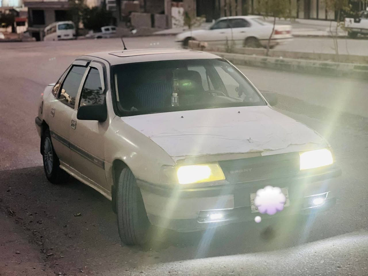 🚗 فرۆشتنی ئۆپڵ (Opel) — نموونەی جوانی و پاکی!
​مۆدێل: ١٩٩١
​مەکینە: ٢٠ (2.0)
​گێڕ: عادی
​جۆر: ئاڕمی پلاستیکی سلێمانی
​نرخ: ٢٠ گەڵا و مامەڵە
​شوێن: سلێمانی
​تایبەتمەندی و مواسەفات:
​📱 ناو ئۆتۆمبێل: شاشە ئایپاد و کامل جوانکاری
​☀️ سڵایت: کارەبایی بیلاد (ئیش ئەکات)
​⚡ جامەکان: ٤ جام کارەبایی بیلاد (ئیش ئەکات)
​💡 کارەبایی: فڵچە لایت، گەرمی، و کامڵ کامڵ کارەبایی هەموو گیانی ئیش ئەکات
​🛞 تایە و ویل: تازە
​🧼 دۆخی ناوەوە: لۆک لۆک
​✨ دۆخی دەرەوە: زۆر جوان
​🛠️ دۆخی ئۆتۆمبێل: بێ تەقە و ڕەقە، بێ مەسرەف و ماڵی دۆستە
​مەرجەکان:
​✅ بەشەرتی گێڕ، مەکینە، دار و بەرد!
​📞 ژمارەی پەیوەندی: *********** السليمانية, العراق
