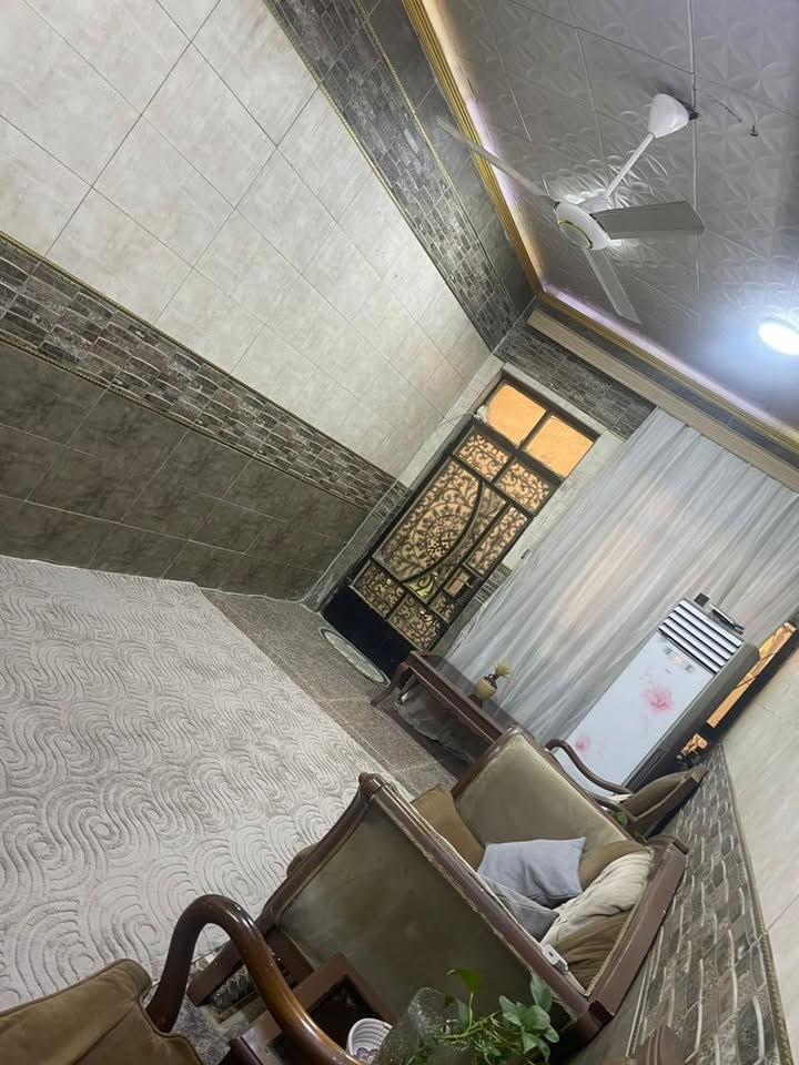 مشتمل ٧٠م • غرفتين نوم • شارع المشجر