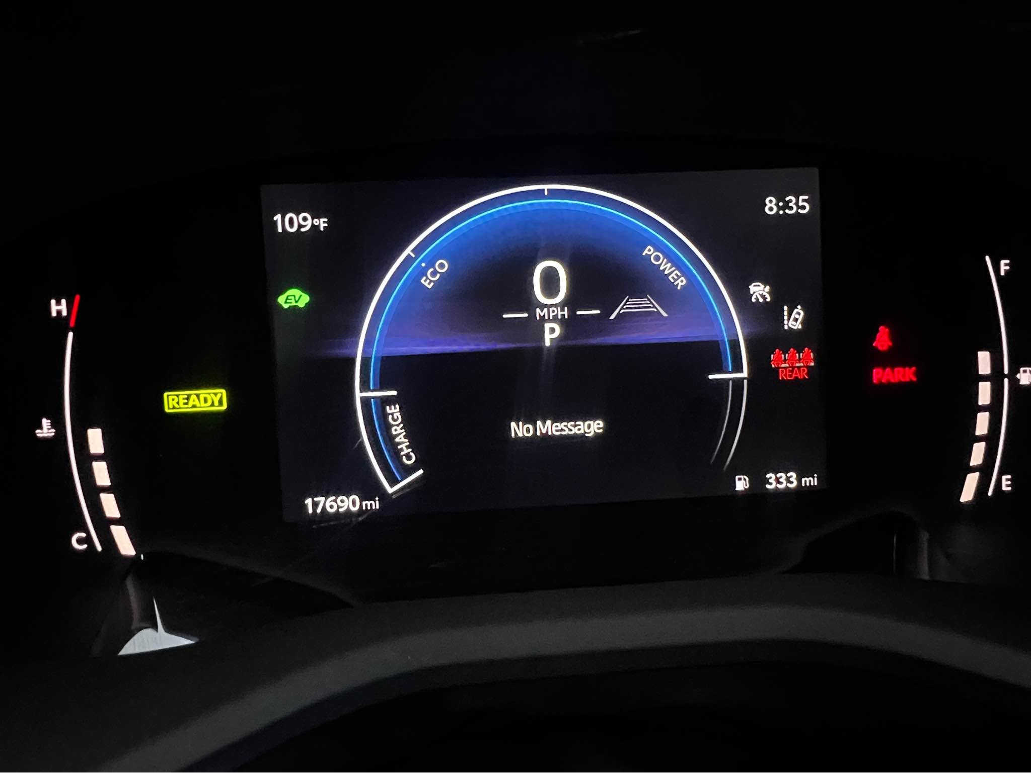 TOYOTA CAMRY LE 2025 
کلین تایتڵ 
بۆ سعر ژمارە تەلەفۆن 
*********** أربيل, العراق

نص مكتوب في الصور:
- اهلا عزيزي الزبون امسح لوحة السيارات حمل التطبيق الان iQ CARS