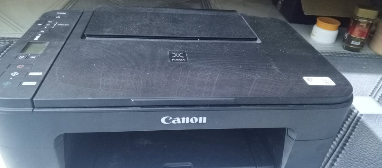 طابعه كانون للبيع 
Canon PIXMA TS3350
ما مستعمله جديده بل باكيت اصليه شرط فحص
