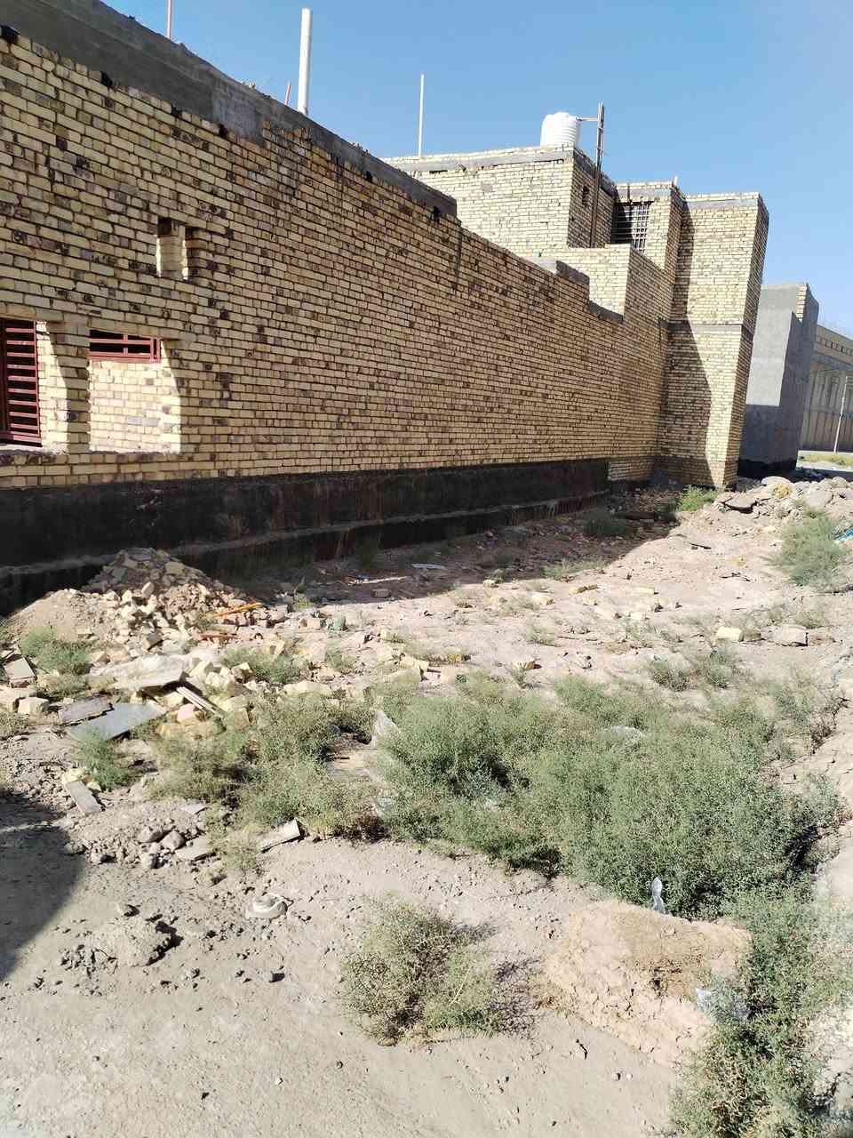 أرض للبيع في منطقة حجي حسن المساحة 120 متر  للاستفسار الاتصال على الرقم ***********
