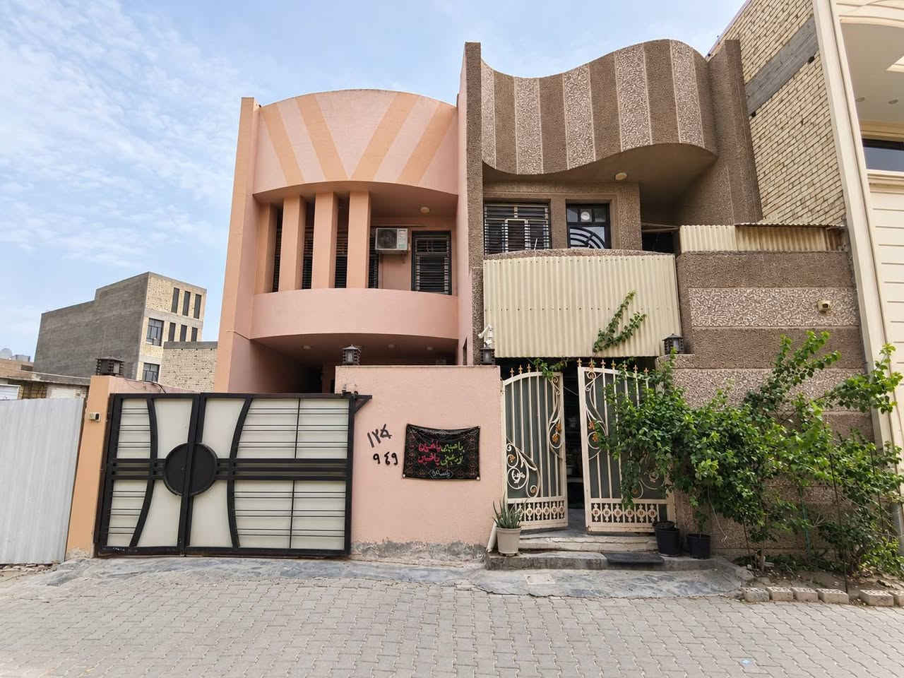 بيتين مجاورين • ١٠٠م • الشالجيه