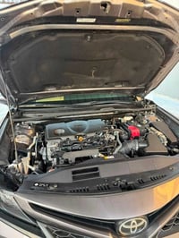 كامري SE • ٢٠٢٢ • باب السايق