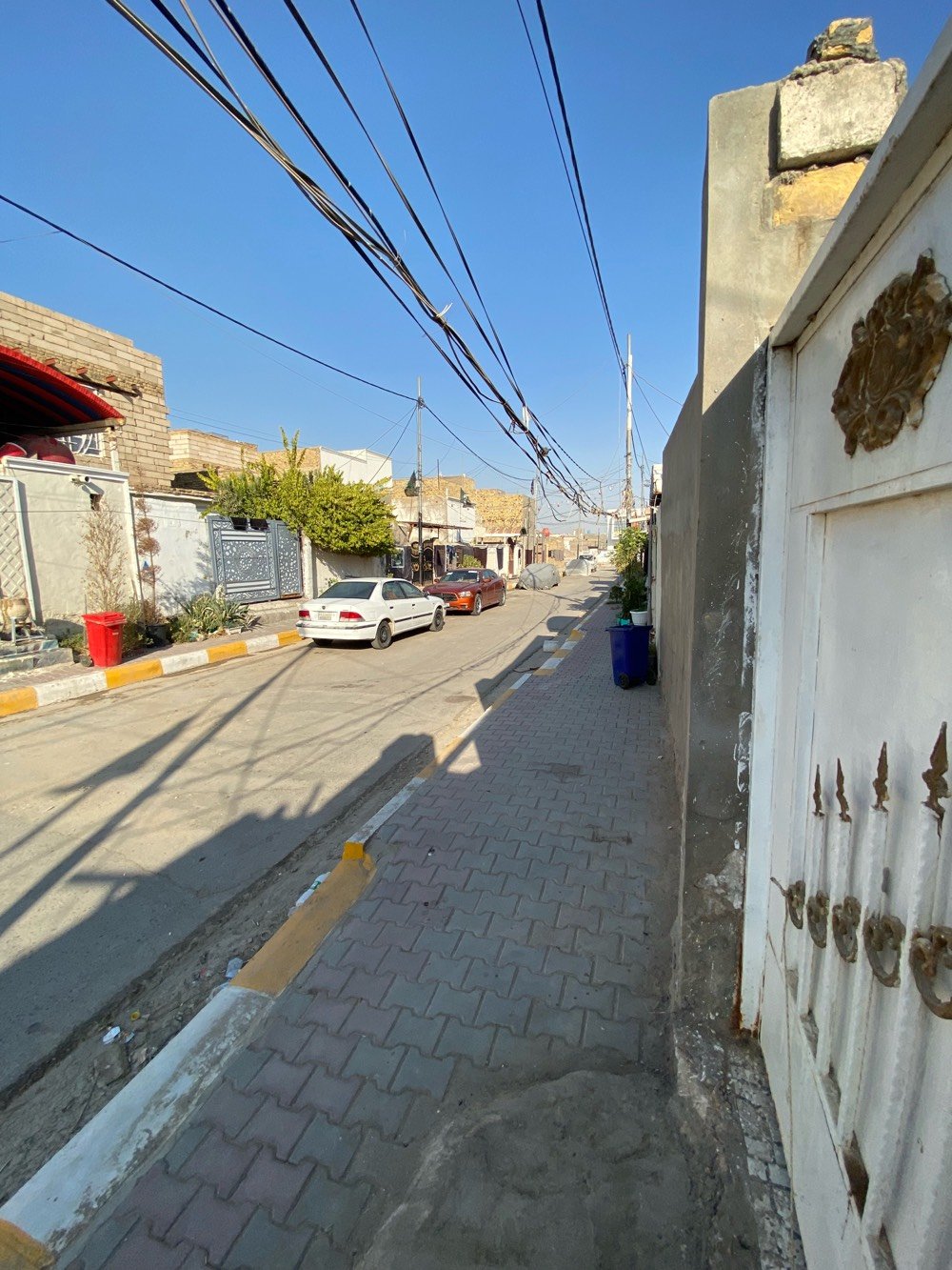 دار للبيع السعر (95) وبي مجال طابو مساحه 200 حي الصدر الثاني المدرسه الصينيه الرقم***********