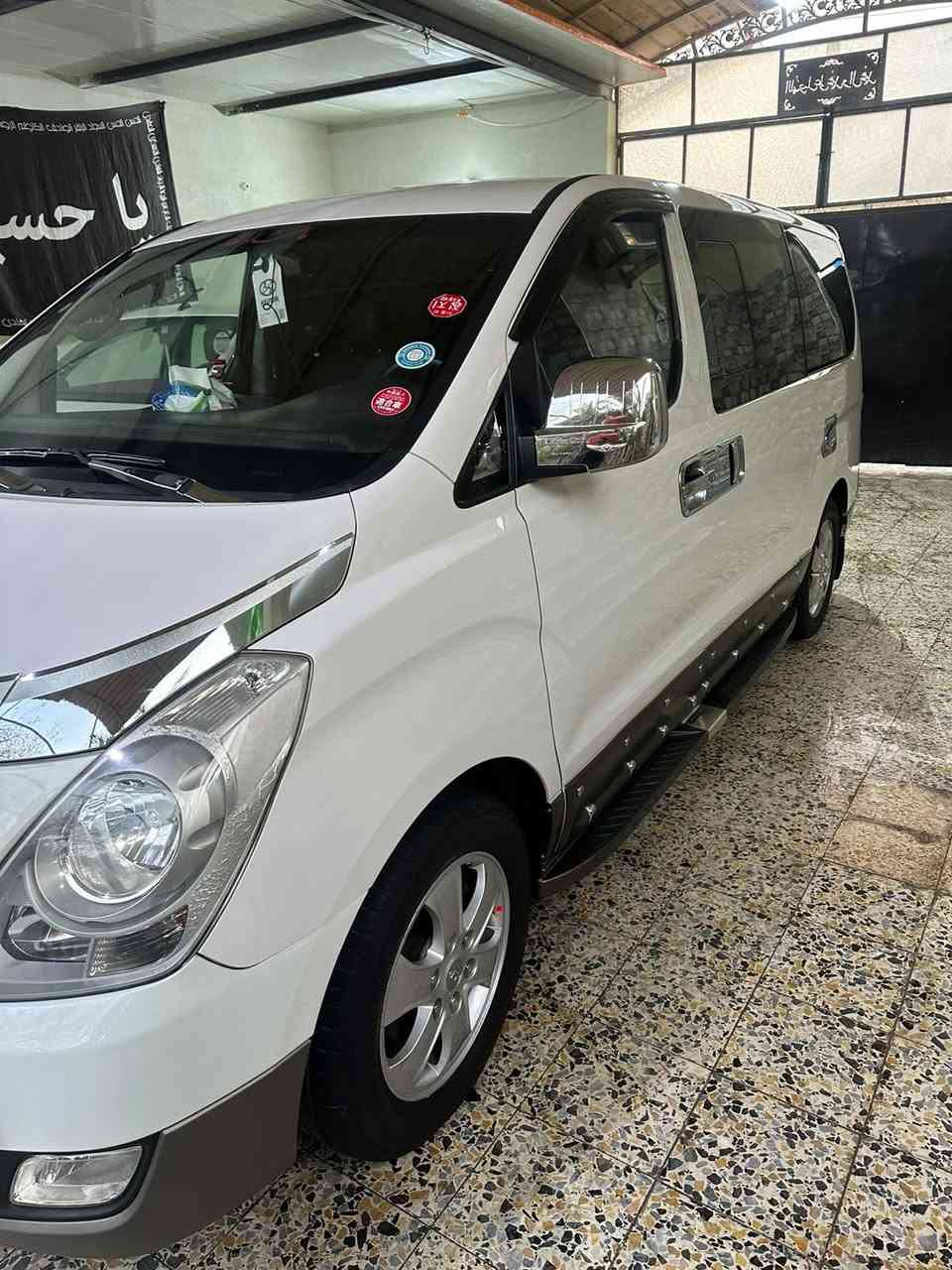 سلام عليكم
ستاركس للبيع سيارة مزاد كمركي هسة داخلة
سيارة بانزين كير أوتوماتيك بلاد 
سيارة أصل 17 تسجيل جديد
سيارة رقم بصرة جديد خصوصي 
سيارة بيها بس باب صندوق مبدل
مكاني: بصرة أبي الخصيب 
السعر : 190 وقابل للتفاوض
للاتصال :***********
