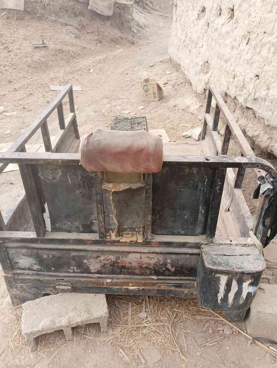 سلا م عليكم كو البيع السعر 200بي مجال ***********
