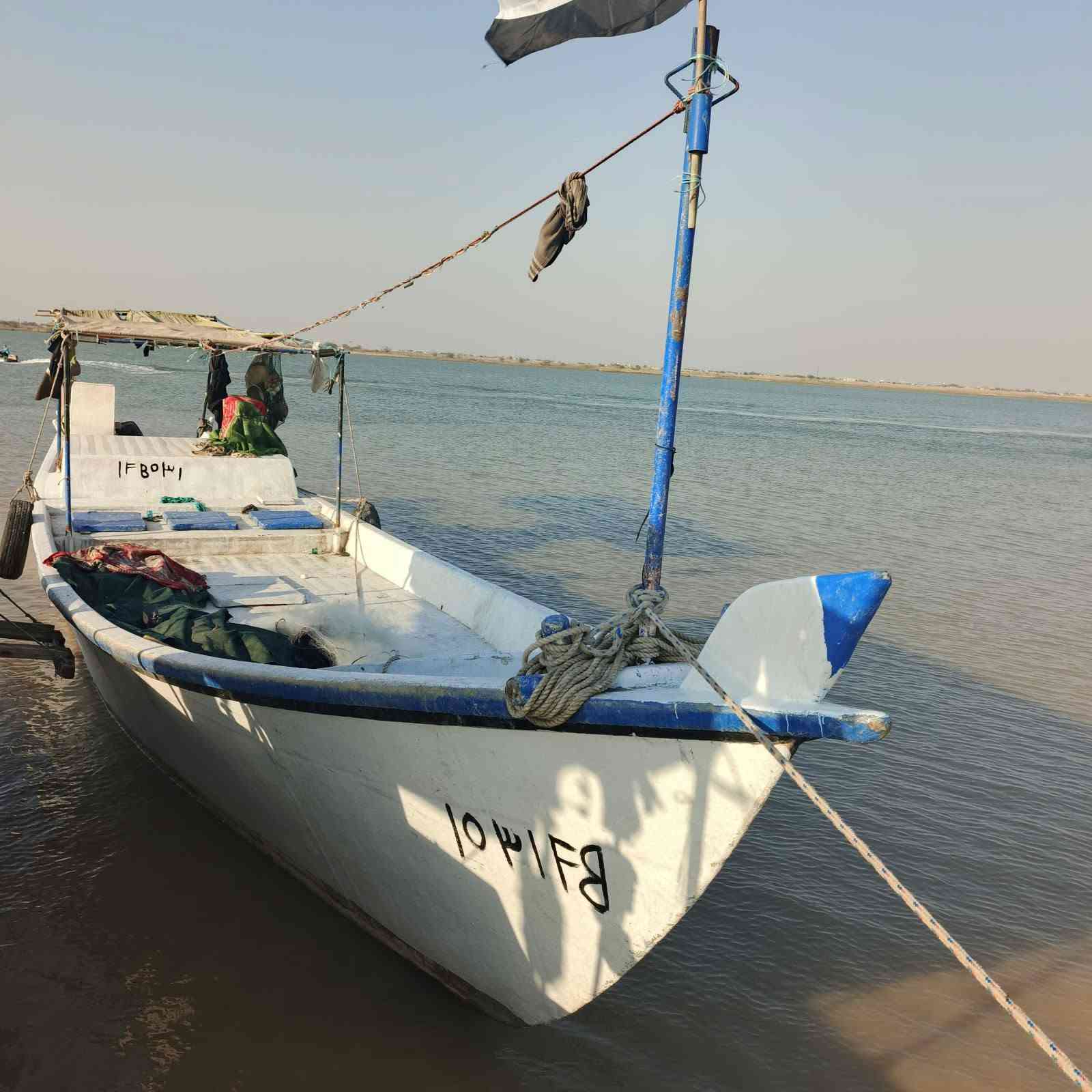 بانوش • طول ١٦م • عرض ٣م