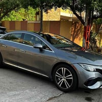 مرسيدس EQE 350 • كهربائية • ضرر بالصندوق
