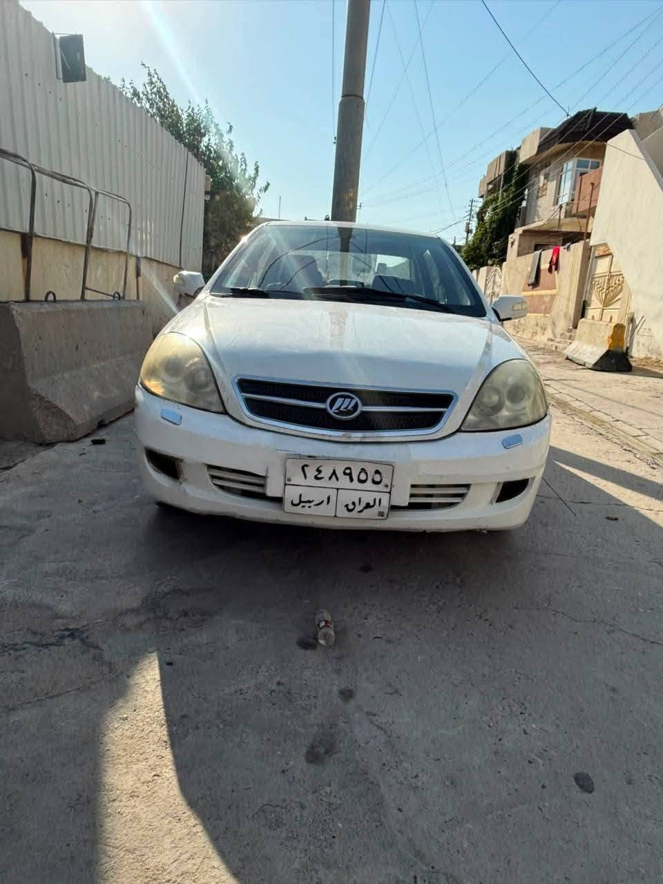 2012
بلاصبغ بلادعم 
غرامات200$ينزل من سعر 
سعر 33ومجال
***********
