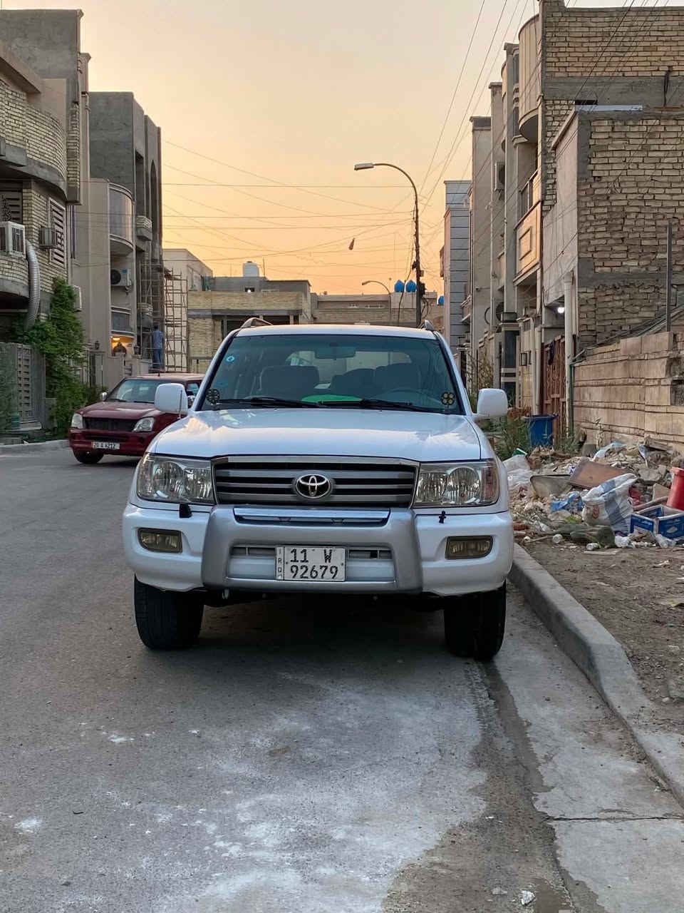 سلام عليكم لاند كروز ٢٠٠٢ محدث ٢٠٠٧  حته الدشبول محدث سياره مكينه كير مكفول كير اوتو المرغوب تبريد ٣ قطع كهرباىيات كامله بدون اي جطل تخم تاير جديد صدر امامي خلفي جديد السياره مصبوغه حزام عدا قماره ويل كب لكزز اصلي وعليها منضومه غازز يعني انسه صرف للبيع او مراوس السعر ١٣٥ و بيه مجال حك جيه مكان سياره بغداد رقم الهاتف : ***********
