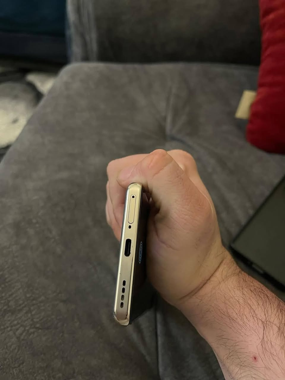 ريلمي ١٢ برو بلس • ٥١٢ • مبدل شاشة