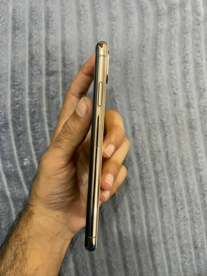 iPhone Xs Max
فول نظافه ذاكره256  بطاريه مبدل اصلي 100
كله شغاال ما عدا السماعه (الاقطه)  تشتغل ع مزاج 

السعر 180مكاني بغداد ابو غريب تواصل واتساب 
***********
