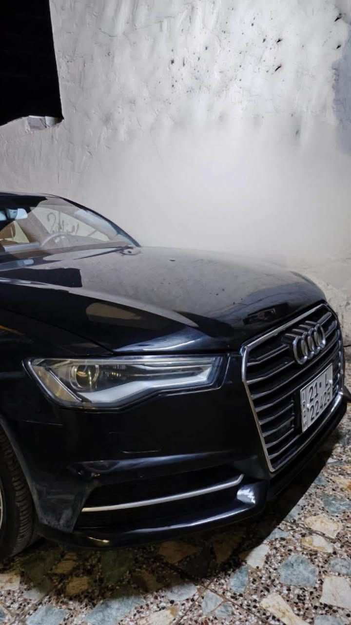 السلام عليكم � للبيع | Audi A6

أودي A6 –
الموديل 2017 
🖤 اللون: أسود
🤎 الداخلية: جلد بني
❌ بدون فتحة سقف

مكينه 2000 تيربو 

⭐ المواصفات والتجهيزات:

* 📱 شاشة MMI
* 🍎 Apple CarPlay
* 🤖 Android Auto
* 🎵 تشغيل موسيقى ووسائط
* 🎛️ تحكم كامل من أزرار الـMMI
* 🎚️ Audi Drive Select — Comfort / Auto / Dynamic / Individual
* 🎮 تحكم بالمقود
* ❄️ تكييف أوتوماتيك ثنائي المناطق
* 🔘 تشغيل السيارة بزر Start/Stop
* 💺 مقاعد جلد
* 💡 إنارة أمامية LED
* 🛞 جنوط ألمنيوم أصلية/رياضية
* 🅿️ حساسات اصطفاف
* 🔊 نظام صوت أودي
* 🚪 تحكم مركزي وأبواب كهربائية
* 🖥️ شاشة معلومات بين العدادات
* ⚙️ ناقل حركة أوتوماتيك
* 🛡️ أنظمة أمان أودي
* ✨ داخلية مرتبة وفخمة
* ✨ خارجية نظيفة ولامعة

السيارة فخمة، مريحة، مواصفاتها حلوة ومناسبة 
السعر ب 130 فقط وبيها مجال بسيط 
مستعجل على بيعهه مكاني بغداد المدائن 
للاستفسار ***********
