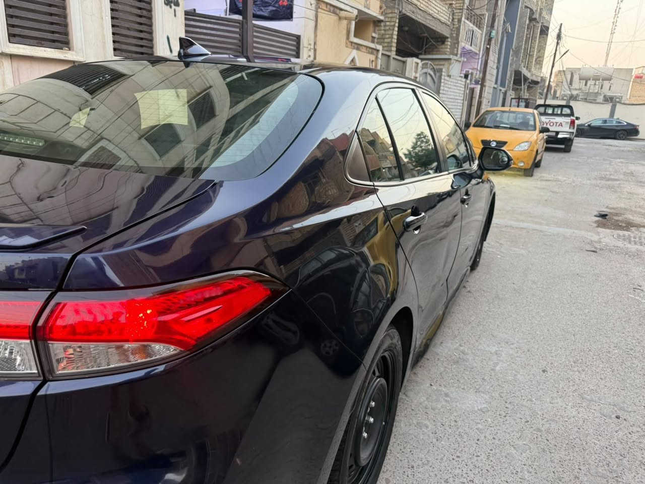 السلام عليكم كورلا وارد امريكي موديل ٢٠٢١سيارة مال بيت ماشية ٨٥الف كيلومحرك ٢٠٠٠تخم تاير جديد قبل اسبوع صدر بلادي ماملعوب بيه باتري جديد ليوم شديته محرك ممتاز كير ممتاز ادامة كاملة قبل كم يوم من تبديل ماء وتنظيف غرف الاحتراق  مرفق السونار ويا الصور سيارة بأسمي السعر ١٢٠ موبايل واتساب ***********
