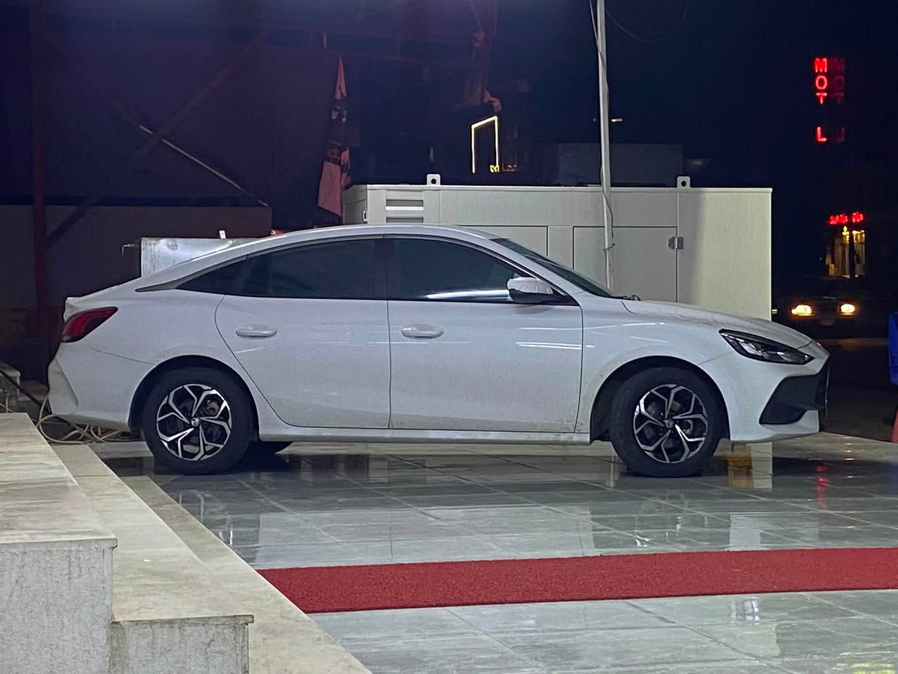Mg gt 2025
گیر حادی
بەسمە 
شاشە
کامیرە
سوکان ڤۆلیۆم
ویل کرۆم
داخل دوو رەنگ
یەدە بەسمە
سەنەویش gt
ئاوێنە ئیشارەت
لایت لید
تحدید سرحە
ماوەی ڕۆیشتن-٢١ هەزار
هیچ هیچی نییە ، سبوخ تەنکە ، بەناوی خۆمە ، سەنەوی تا 2030
ژمارە مۆبایل: واتسئاپ- ***********
