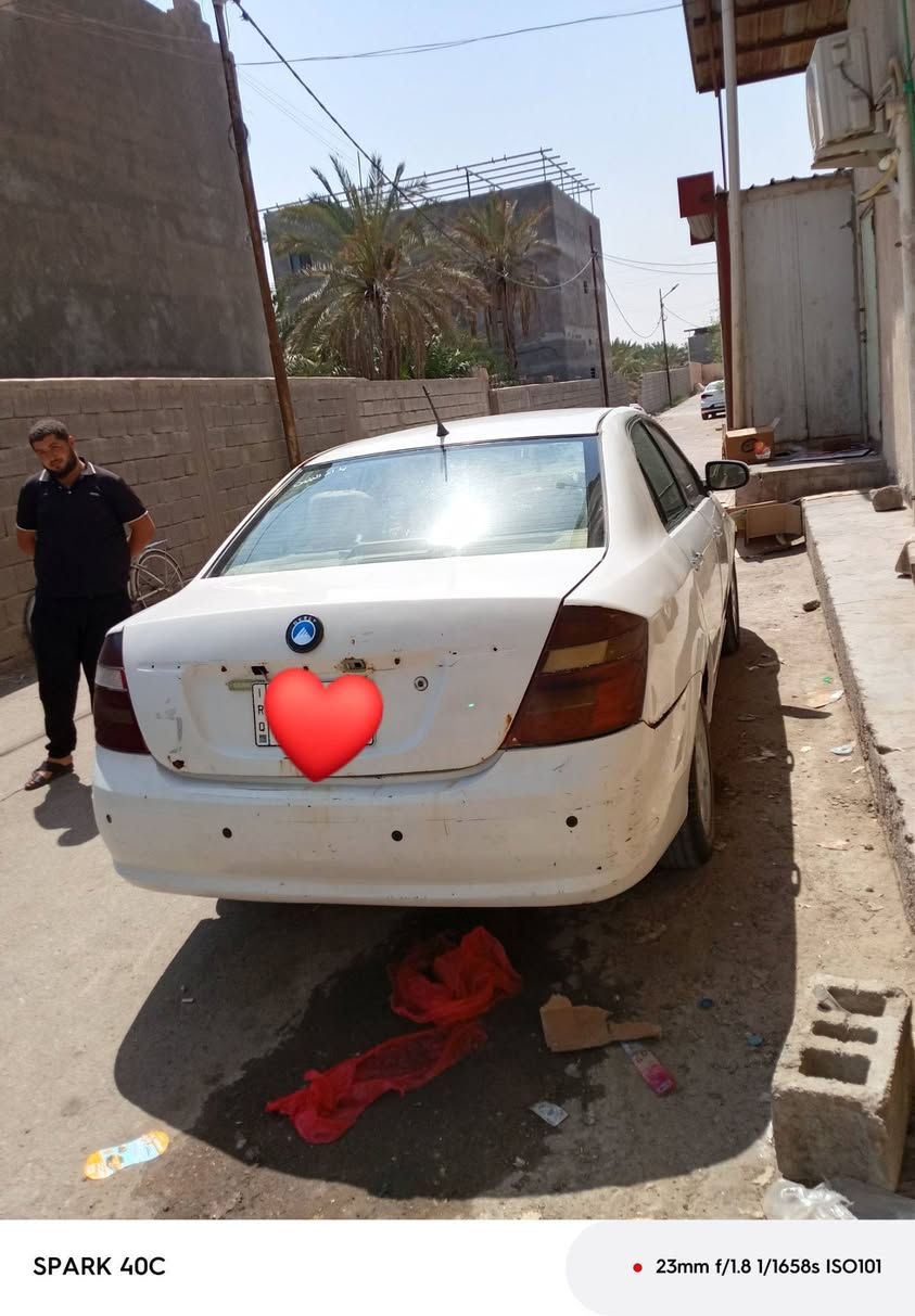سلام عليكم
جيلي موبل 2013
مكينه كير خير من الله 
حداديه جديده بدي شوف 
لعين رقم نكليزي بصره 
رقم رعي سياره 
***********
مكان بصره ابو الخصيب

نص مكتوب في الصور:
- SPARK 40C
- 23mm f/1.8 1/2625s ISO102
- SPARK 40C 23mm f/1.8 1/2857s ISO103
- SPARK 40C 23mm f/1.8 1/1764s ISO101
- SPARK 40C • 23mm f/1.8 1/1658s ISO101