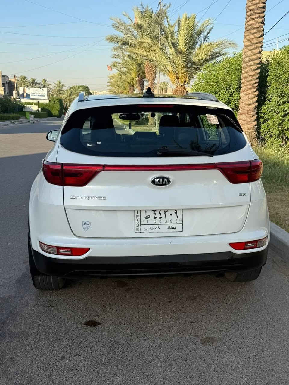 سبورتج موديل 17
وارد امريكي 
فول مواصفات 
بانورما بصمه تدفئه كشنات تدفئه ستيرن 
كامره  دواره مري شفط ترحيب عن بعد اهواي مواصفات بيهه معروفه الأمريكي الفول
محرك 2400
 حادث باب خلف الصدر وجاملغ خلف الصدر صبغ فقط
صور الحادث بلننشور...
سيارة باسمي 
تحويل مباشر رقم  بغداد 
جديد وهزه جديدة ......السعر 155 
بغداد الزعفرانيه 
***********
