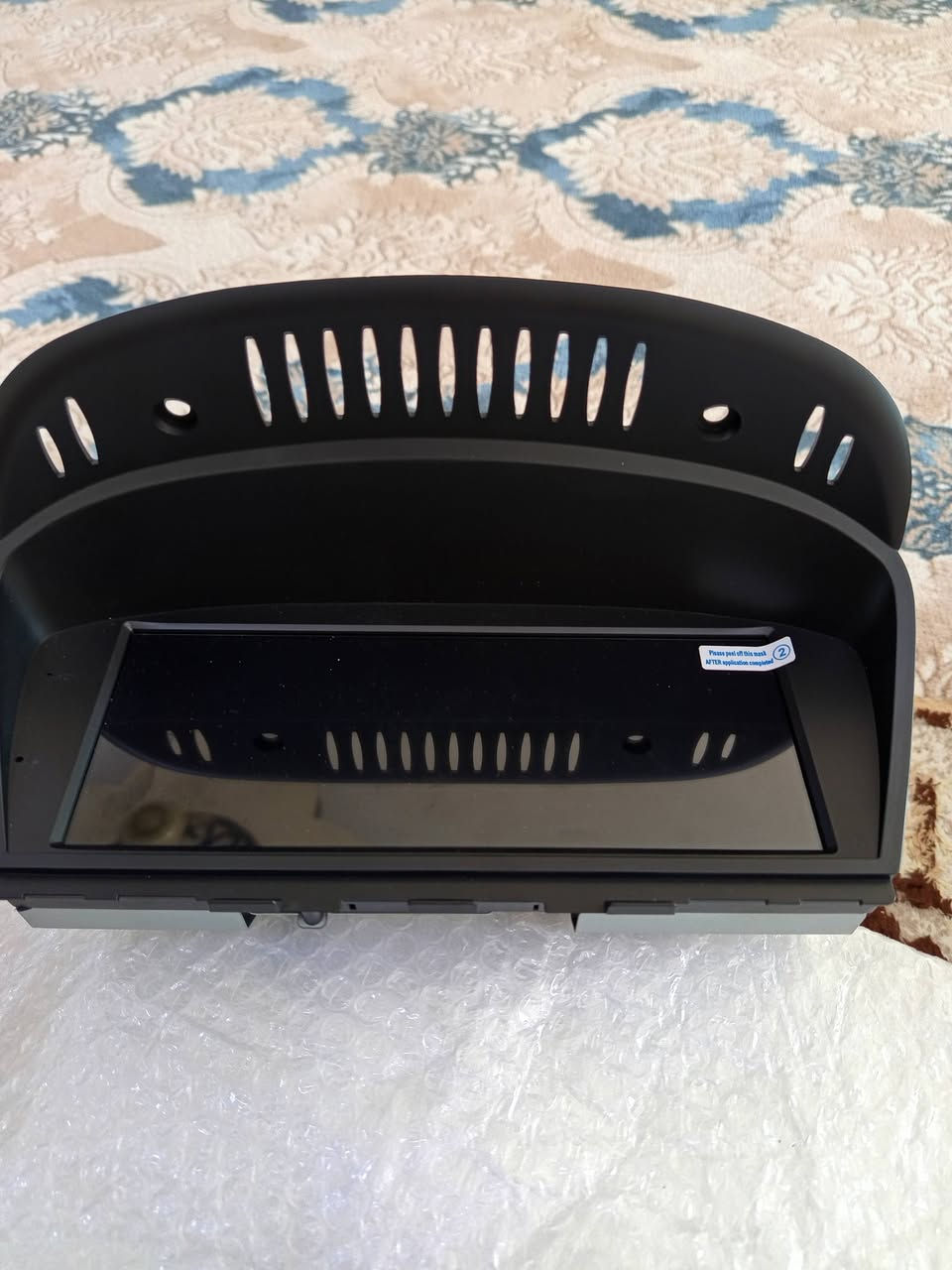 السلام عليكم
شاشه BMW A60 مماتي السعر 175 الف 
شرط الشغل بالكارتون لأن سيارتي باخره ما يرهم اله الاتصال ع الرقم 
***********
