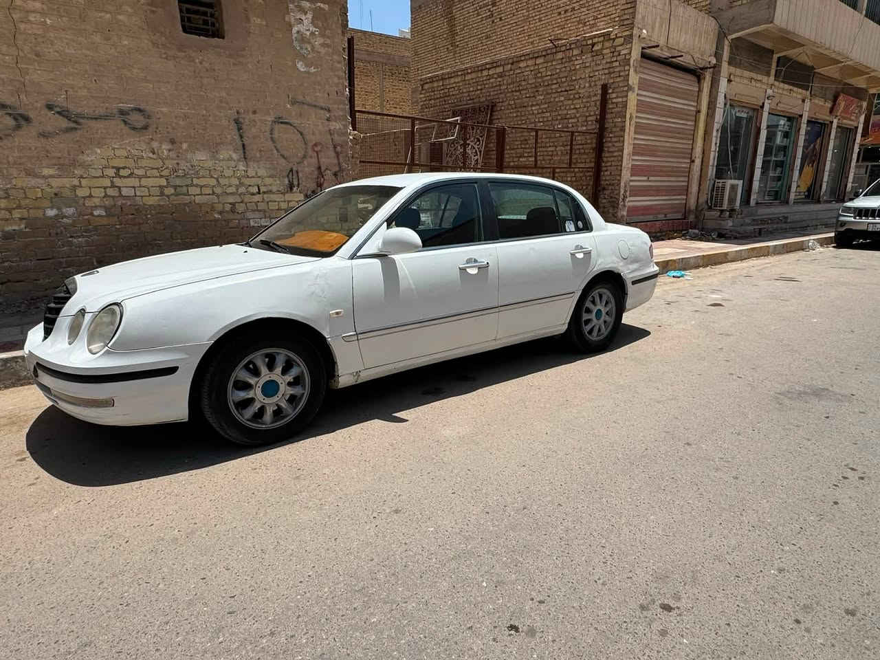 كيا اوبرص سياره جاهزه وحلوه مال مزاد سعره 32 وبيه مجال مستعجل على بيعه وهذا رقمي للاستفسار ***********مكاني سوق الشيوخ للعلم انه مجهزه راديتر جديده حداديه لايت زنون كهربائيات جاهزه حتى كشنات كهربائيه شغاله
