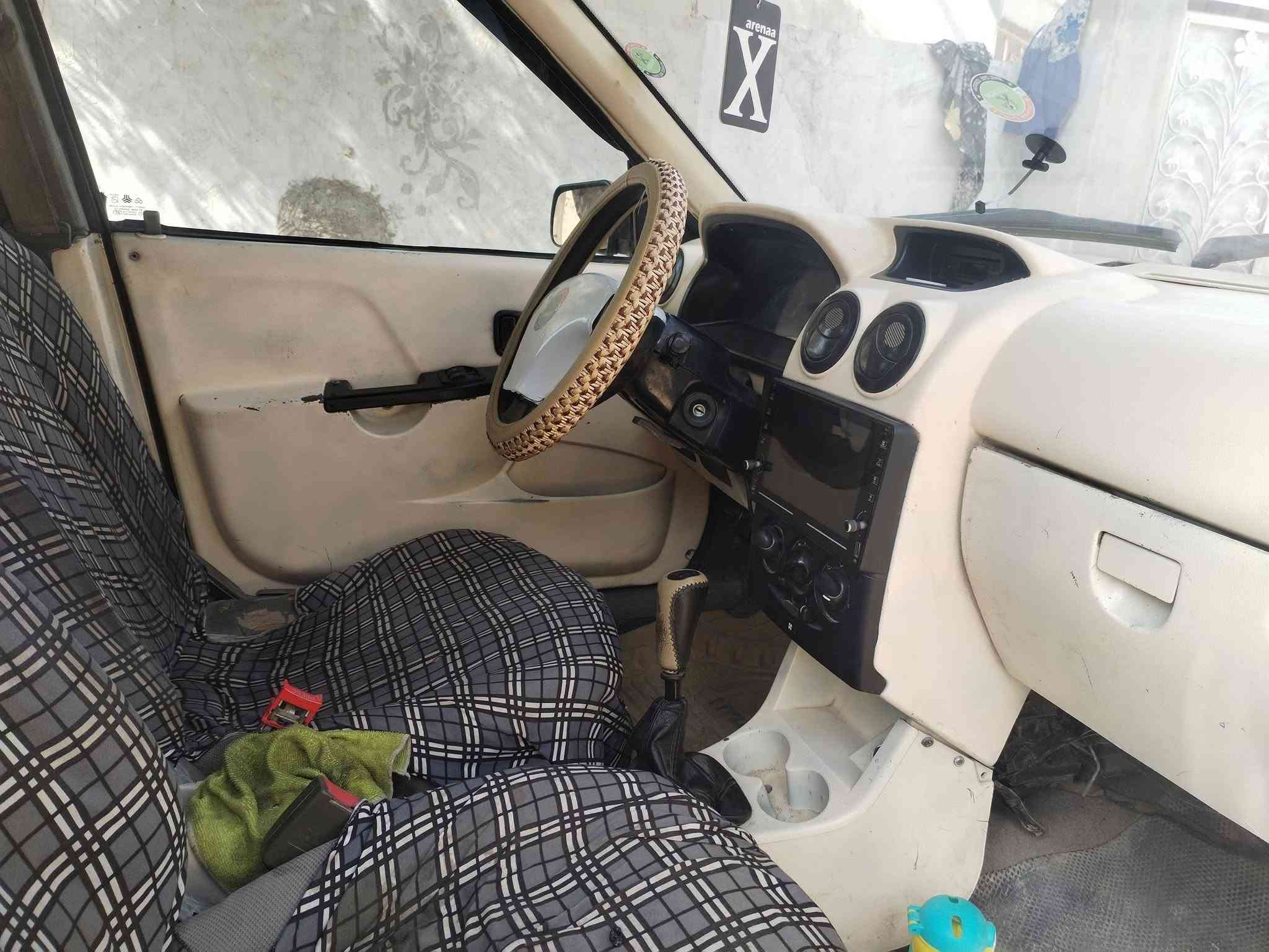 سايبه مديل 13جاهزه السياره مكينه كير جدد حداديه جديده تخم تاير جديد كهربائيات كل شغاله رقم قادسيه صاحبها متوفي اكفلها عن سرقه وطلب عشاير فقط
حلوه ترايه السياره جاهزه
السعر 16ورقه رقم الهاتف *********** واتساب مكاني نجف
