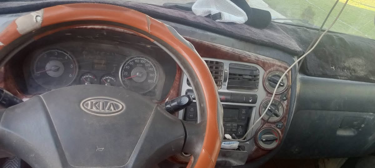 سلام عليكم
للبيع كيه حمل موديل 2007 
رقم انبار مشروع وطني 
بس البنيد خياس بس بدوسات شي بسيط 
كير محرك سياره مال جناي 
شراي اتصال عل رقم الهاتف *********** 
عل فيس ماموجود عتذر 
مكان محافطه لانبار عامريه الفلوجه  
السعر 85 بيه مجال الشراي
