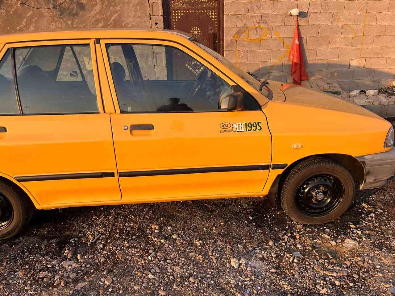 سايبا 2015 مكفولة من الضربة تبريد شغال تخم تاير جديد كهربائيات جدد كلهه شغالة شواصي بلادية السيارة كلش نظيفة السعر 38 وبيها مجال مكاني بغداد مدينة الصدر ***********
