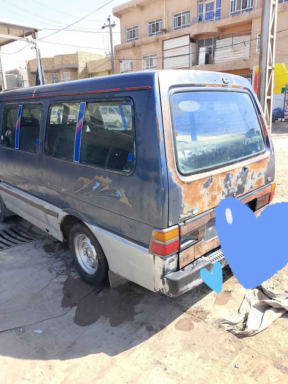 السلام عليكم كيا لبيع موديل 94 السياره بلاديه الاتصال على رقم ***********
