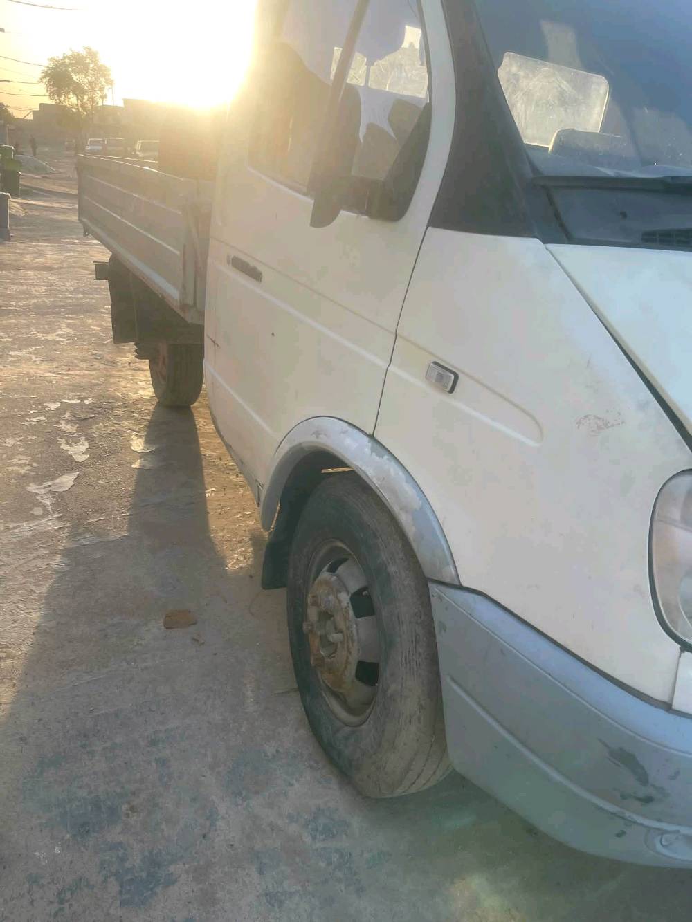 السلام عليكم اخوان گازيل للبيع 
بيها نواقص للأستفسار ***********