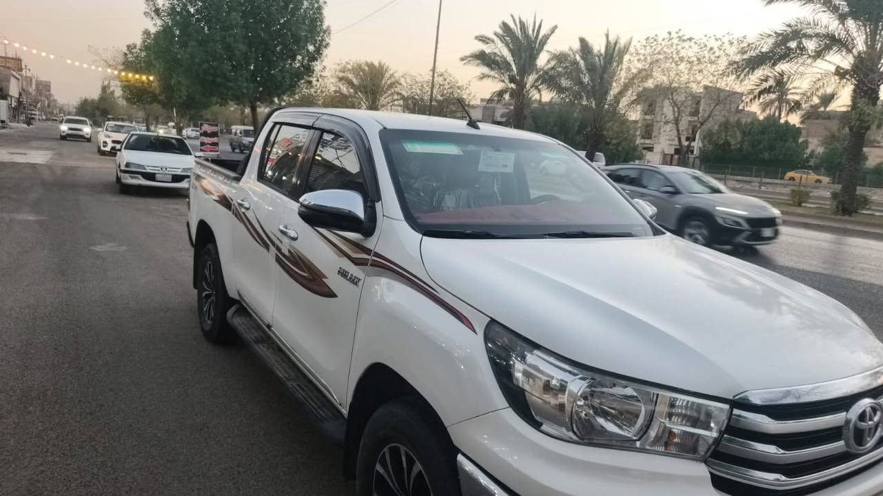 السلام عليكم  هايلوكس موديل 2018 فور ويل شركة سيد نهرو ام البطل رقم اربيل بسمي السياره مكاني بغداد حي الجهاد بيع فقط السعر 240 وبيهه مجال حك الجيه 
السياره كفاله كير محرك صدر امامي خلفي كفاله السياره  فقط باب الخلفي بي بارد معدل بيدي ار الباقي كفاله كير عادي السياره جاهزه فقط بيع
*********** بي وتساب
