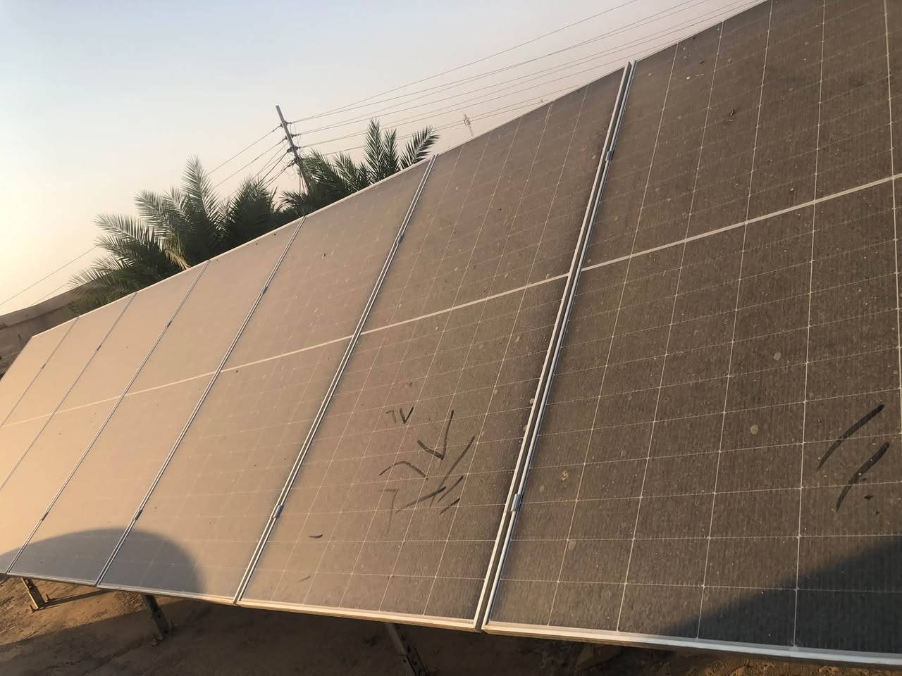 لاتدع الغبار يسرق طاقتك ☀️🌤️🌅الغسل يرفع انتاجية الطاقة 20 % يتوفر كادر لغسل الطاقات الشمسية وبانسب الاسعار + وكذلك يتوفر غسل موقعي للسيارات 🚗🚗للاستفسار اكثر عالرقم ***********
