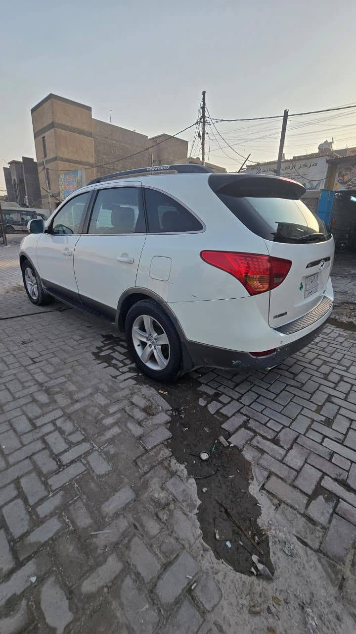 فير كروز خليجي موديل 2009 سياره جديده 
وخير من الله 
صدر امامي خلفي جديد 
تخم تاير جديد 
تبريد فول الفول 
سياره مكفوله كفاله عامه من الصبغ والبارد 
وتجي بعينك وشوف 
بسمي تحويل ثاني يوم رقم بغداد 
٦ سلندر 
٧ راكب 
العنوان بغداد تقاطع درؤيش حي التراث 
السعر ١١٠ وبيها مجال للشراي 
***********
