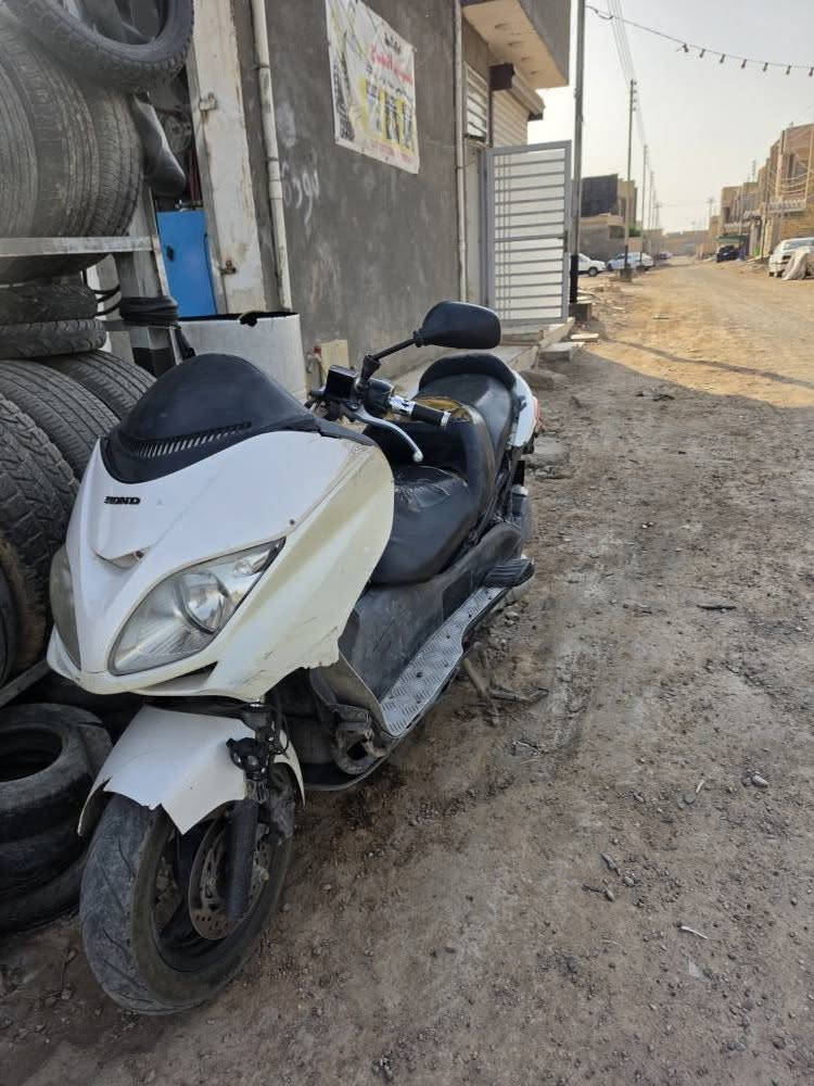 دراجات للبيع فورزه أوراق كامله مكينه ما مفتوحه صالنصه رياضي.....
ذبانه ساسوكي رياضي كايمه ومتروكه صالها فتره .....
ذبانه يوماهي ٩ زروف شغاله مكينه مفتوحه  تايراتها جدد ونضيفه ....
للاستفسار ومعرفه الأسعار الاتصال على الرقم التالي *********** غير متواجد على الفيس بوك ..مكلف بالنشر عمارة, ميسان
