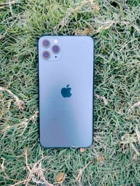ايفون 11 برو ماكس • ٢٥٦ • مبدل ضهر