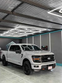 فورد F150 بلاك اديشن • هايبرد V6 • ٢٠٢٤