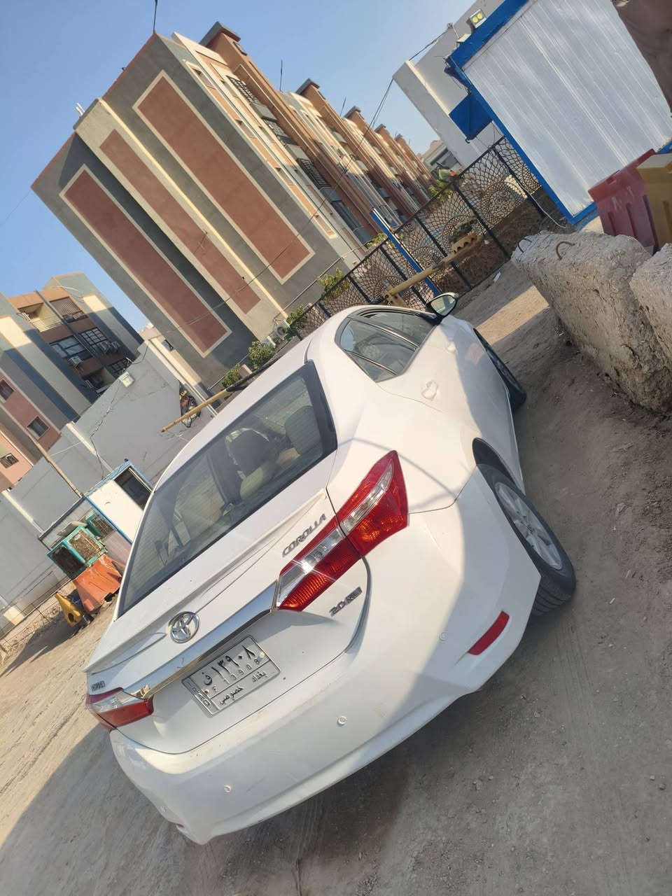 كورولا خليجي موديل 2015 رقم بغداد مكينه 2000 بيها بارد فقط رقمي ***********

