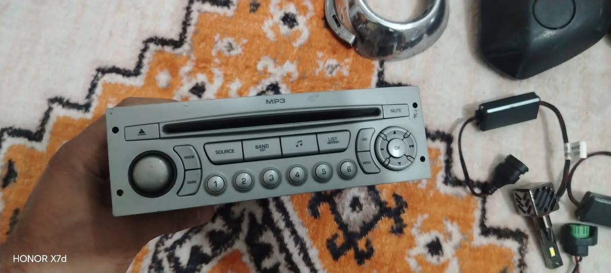 بيجو 307 • مسجل • زنون أبيض
