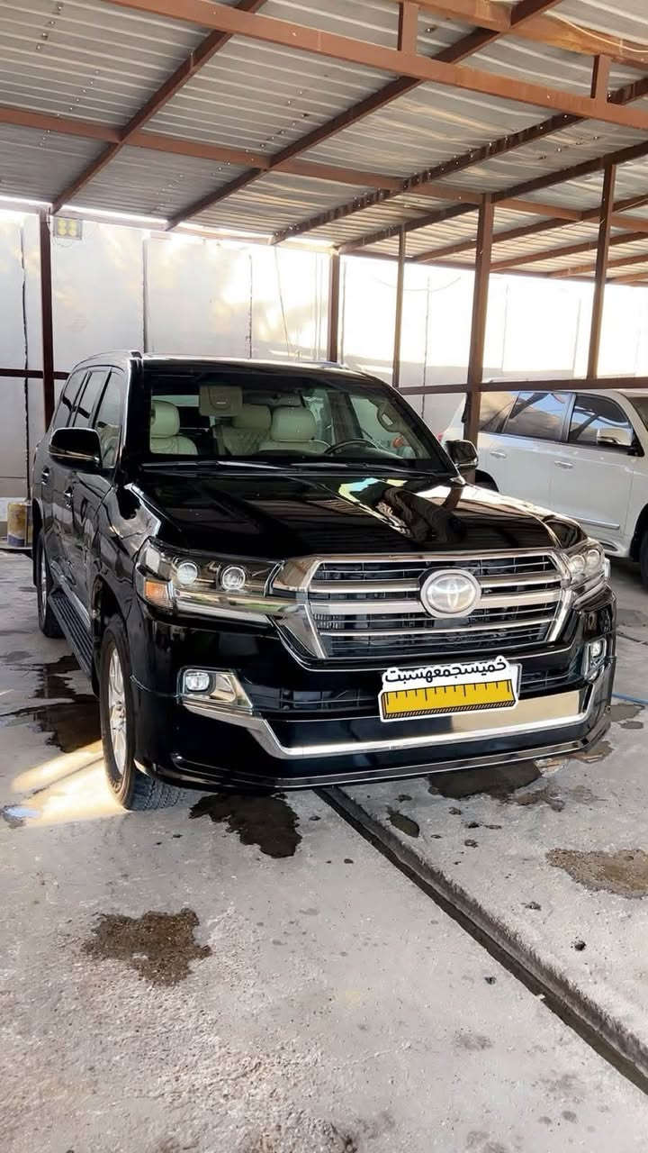 لاندكروز شرط ادواااااااات  vxr 5700 اوتماتيك 2011 محدثه 2021 مصفحه تصفيح طلب خاص الجام ينزل ربع اصل بانزين جاهزه من كلشي تخم تاير حداديه وتبريد فتحه السقف السعر 165 هاتف ***********
