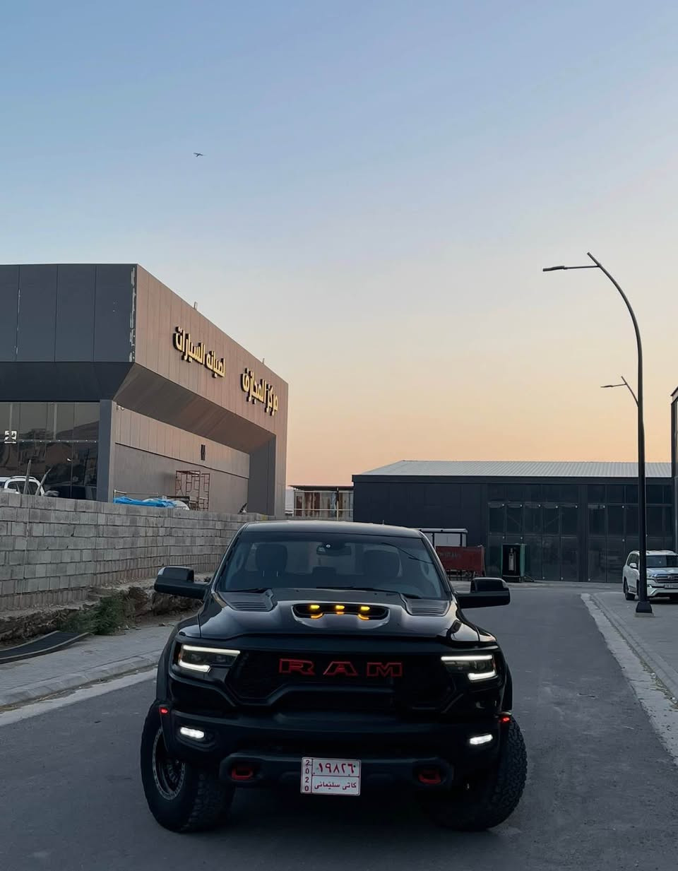🔄 گۆڕینەوە - فرۆشتن

🚘 رام کلاسیک گۆڕاو بە TRX

✨ سەیارەکە نموونەی جوانی و پاکییە
🎨 بۆیاخەکە جوانە، ٥ پارچەی کراوە بۆیاخ
🔧 ٦ بستۆنی ئاسایی
⛽ کامڵ مەسرەف
📅 ٣ مانگ کاتی لەگەڵە
⚙️ گیر و مەکینە بەشەرت
🛣️ تەنها ٣٠ کیلۆمەتر ماوەی ڕۆشتن

📍 ناونیشان: سلێمانی
📞 ژمارە: *********** السليمانية, العراق
