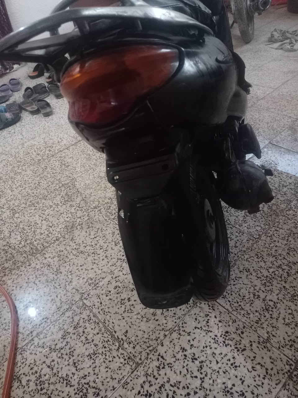دراجه للبيع  اكزز شغاله غسلته طفت ضلت ماتوصل ناريه ابيع كوم حديد 185 شغاله سلف هندر بس طفت شراي اتصل *********** ناصريه سوق الشيوخ
