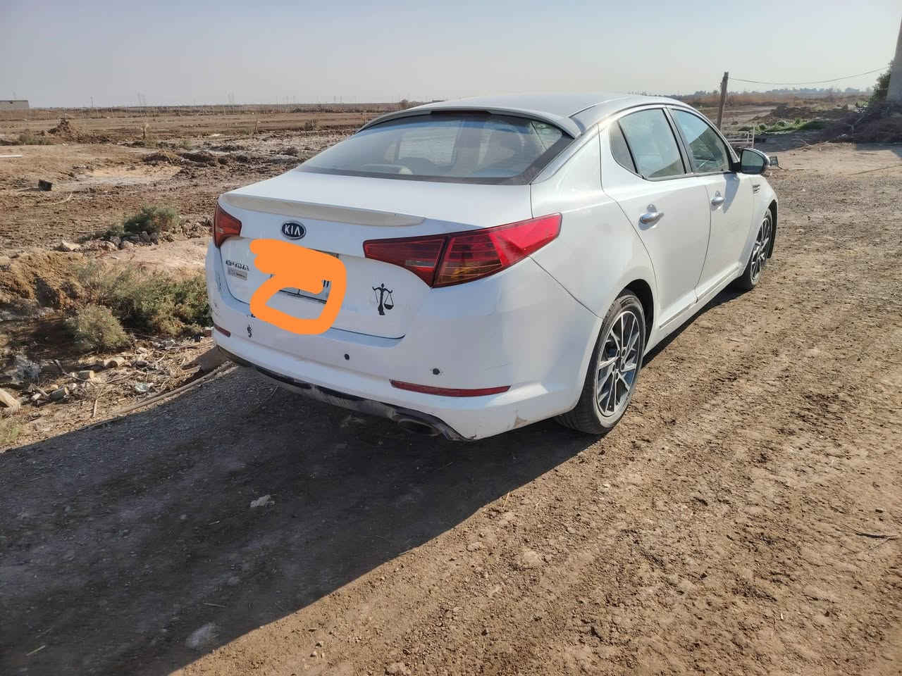 السلام عليكم
اوبتيما موديل ٢٠١١
رقم أربيل جديد
محرك ٢٠٠
بيها الجاملغات الخلفيات صبغ وبند ونص من ال جاملغ الامامي
تبريد مبدل منضومه كامله جديده
المكان واسط مركز المدينه
***********
