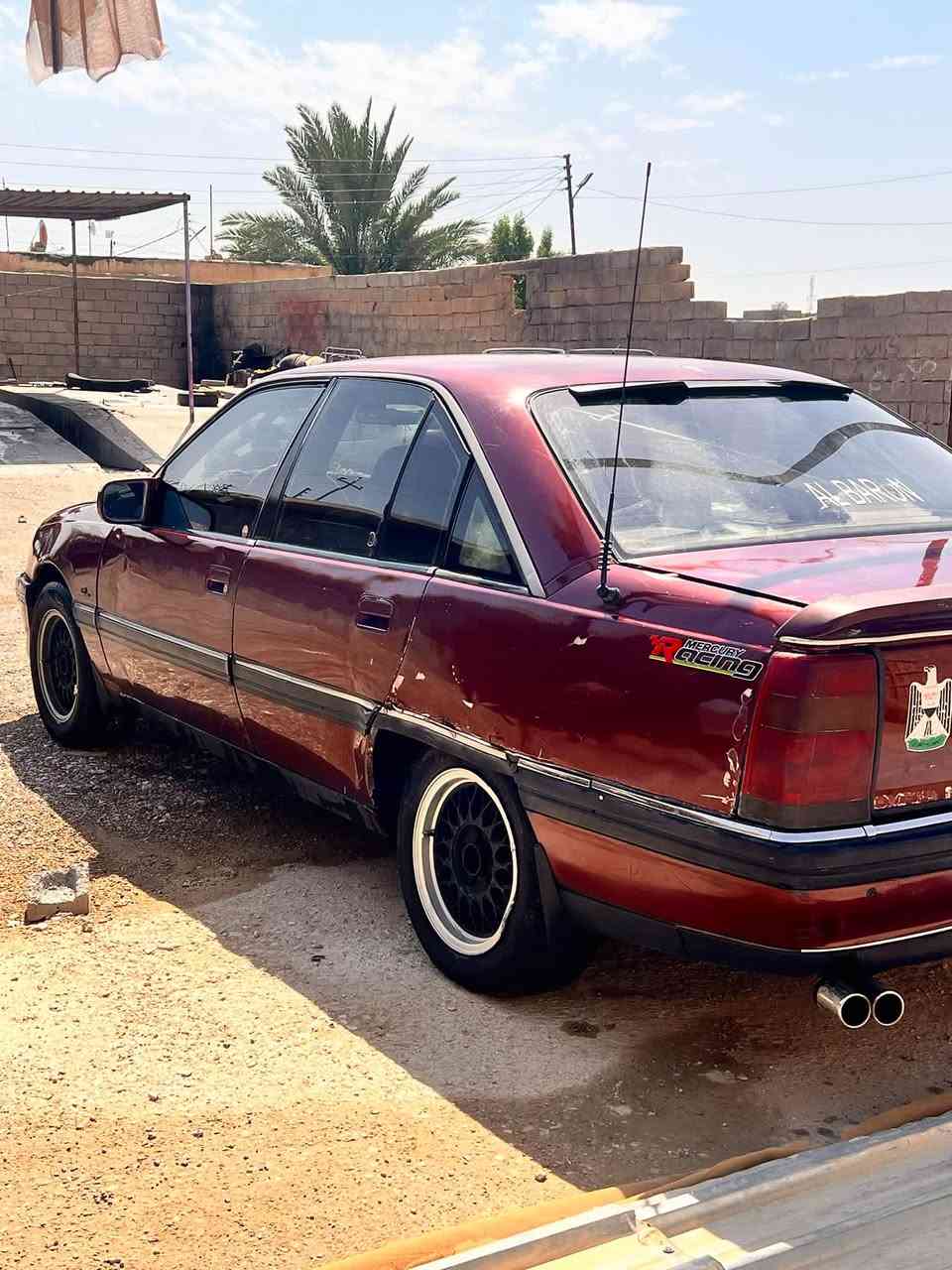 اوميغا • 1992 • محرك 2000