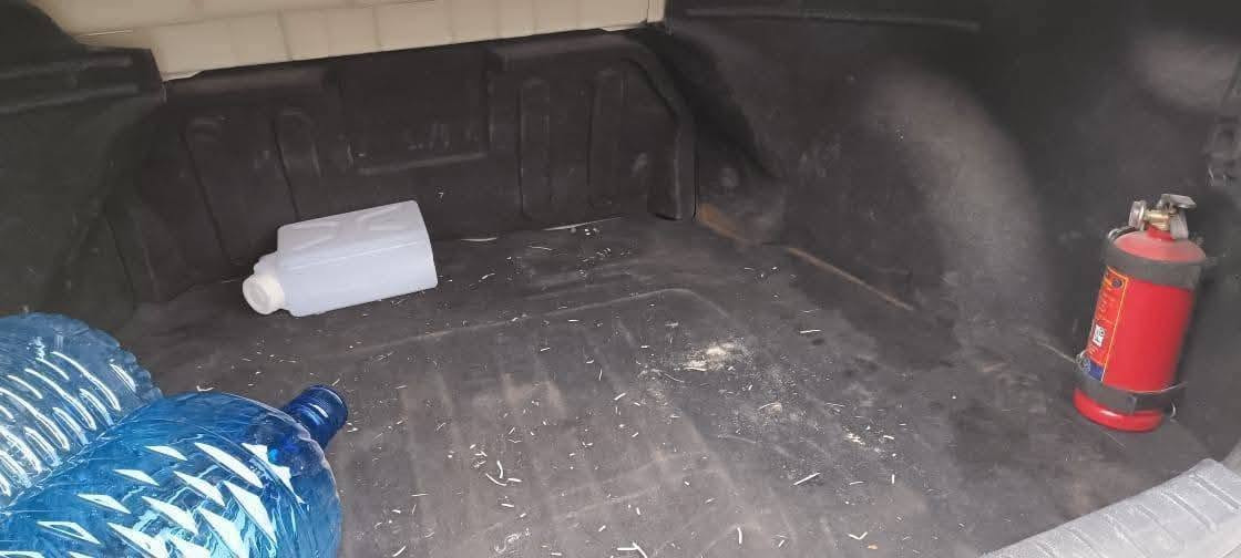 كيا اوبتما خليجي موديل 2015 رقم سليمانية
محرك 2400 دوش
محرك مفتوح ومجفت بدون تنقيص او تبخير 
صدر السيارة جيد
كير السيارة جيد
تخم تايرات جديد كوري نوعية ممتازة
باتري جديد
السيارة صبغ قطعتين جاملغات خلفية بدون حادث
السعر 120 بيها مجال بسيط
عنوان السيارة الانبار حديثة 
***********
