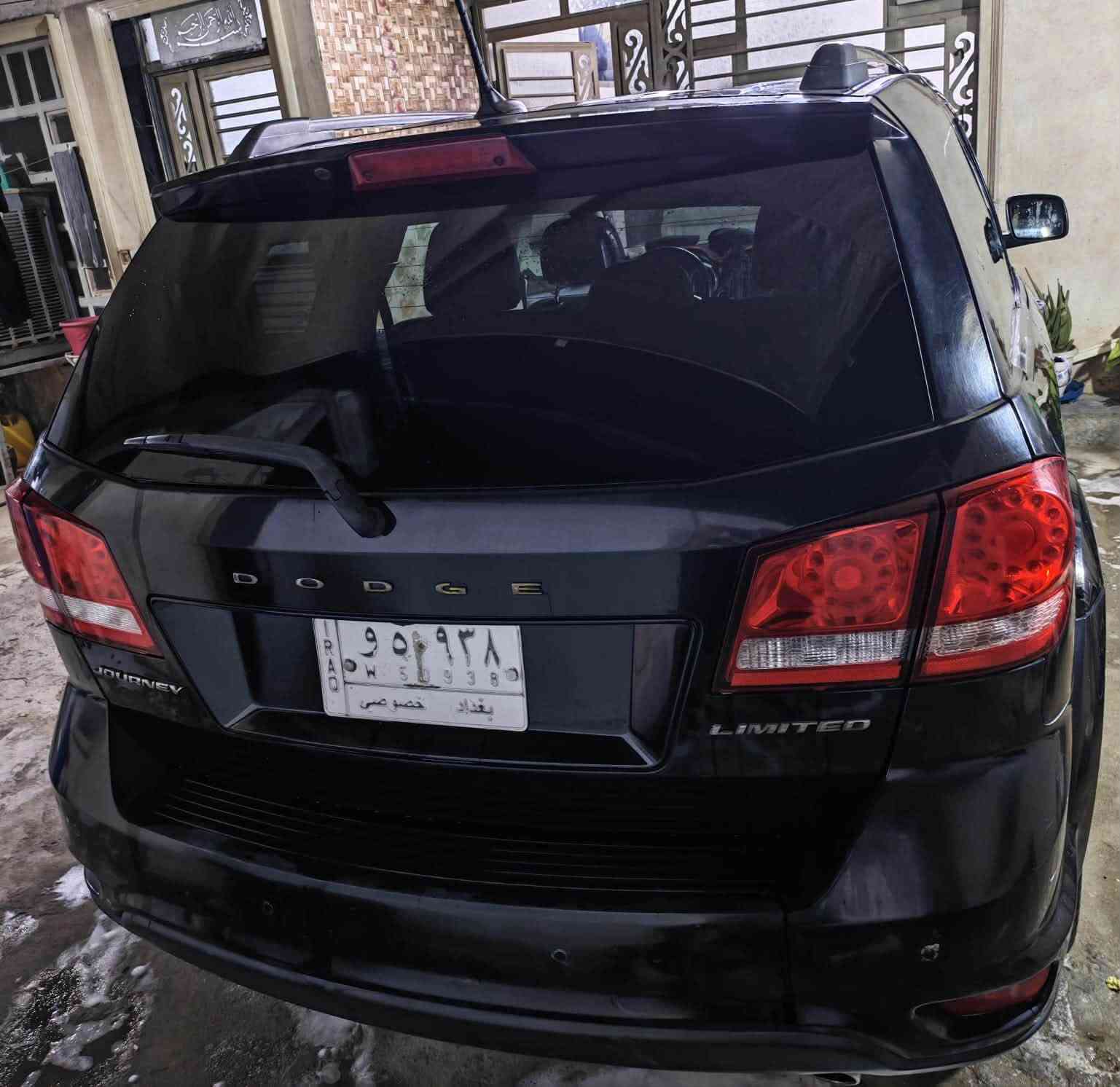 دودج جورني2014 للبيع
رقم بغداد
ست سلندر v6 3600
مكينة كير خير من الله
سبعة راكب 
ثلاث قطع تبريد
لمتدد السياره فول مواصفات
قطعتين حادثها خفيف خشم البنيد والجاملغ
السعر ١٢٠ وبيه مجال 

*********** 
عنواني بغداد الشعب
